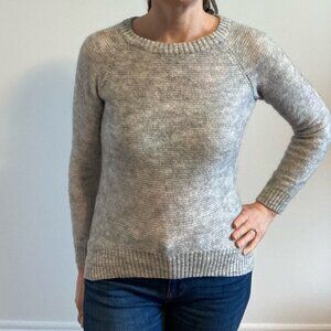 Women's Silver Long Sleeve Sweater XS